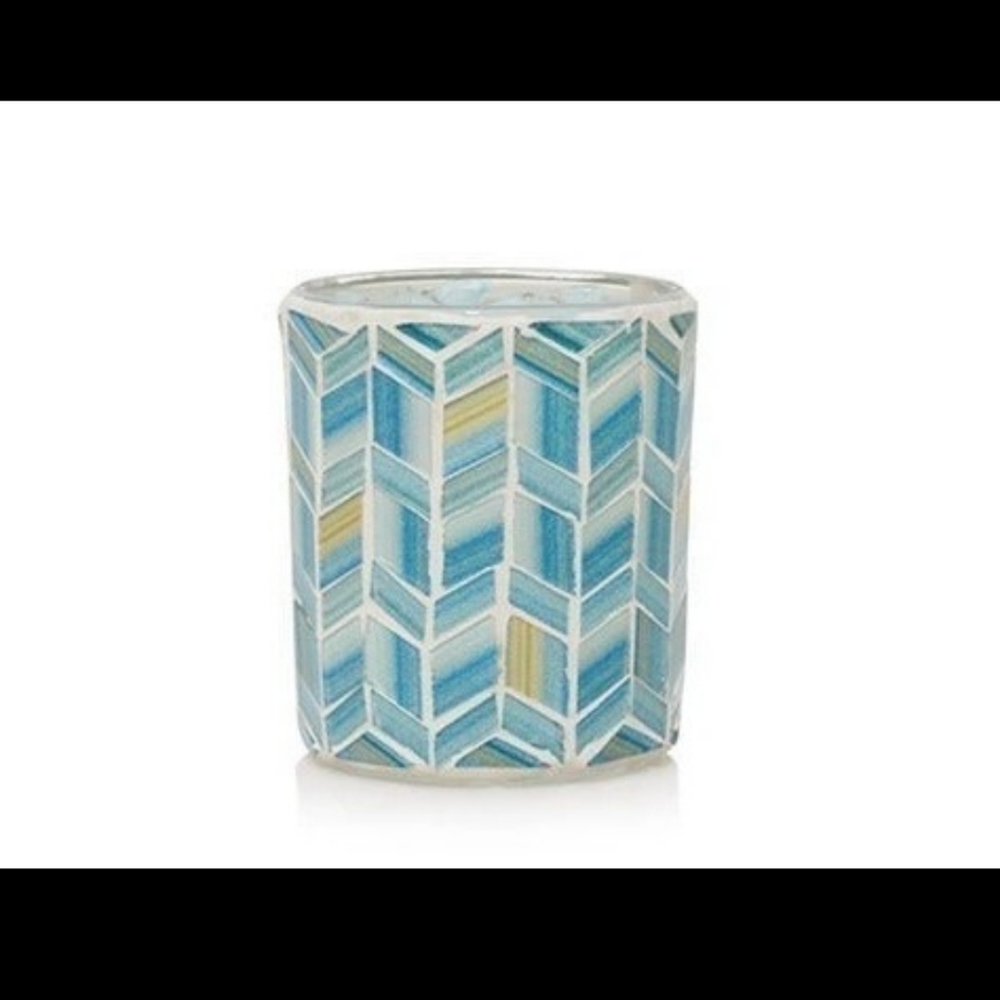 Yankee Candle Mosaic Blue Votive Candle Holder + Bahama Breeze Candle BNWT